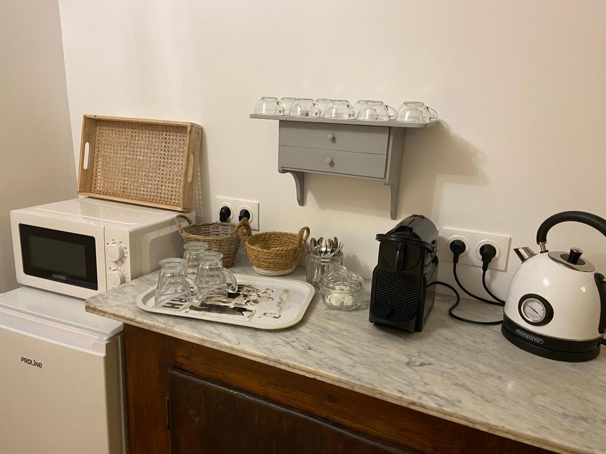 Maison 1823 - Suites De Charme A Garons Rom bilde